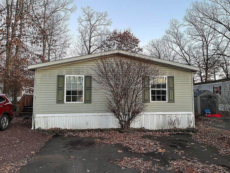 413 Moosic Hts, Pittston, PA 18641 Zillow