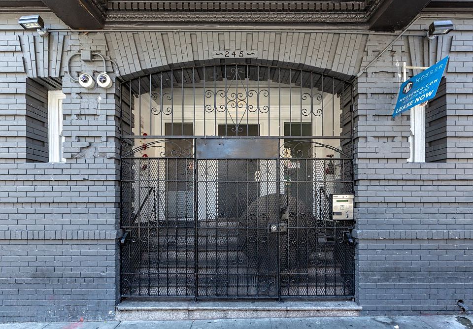 1st image of 245 Leavenworth St APT 41