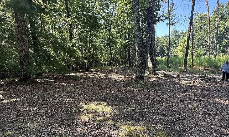 1st image of 259 Spring Hills Ln