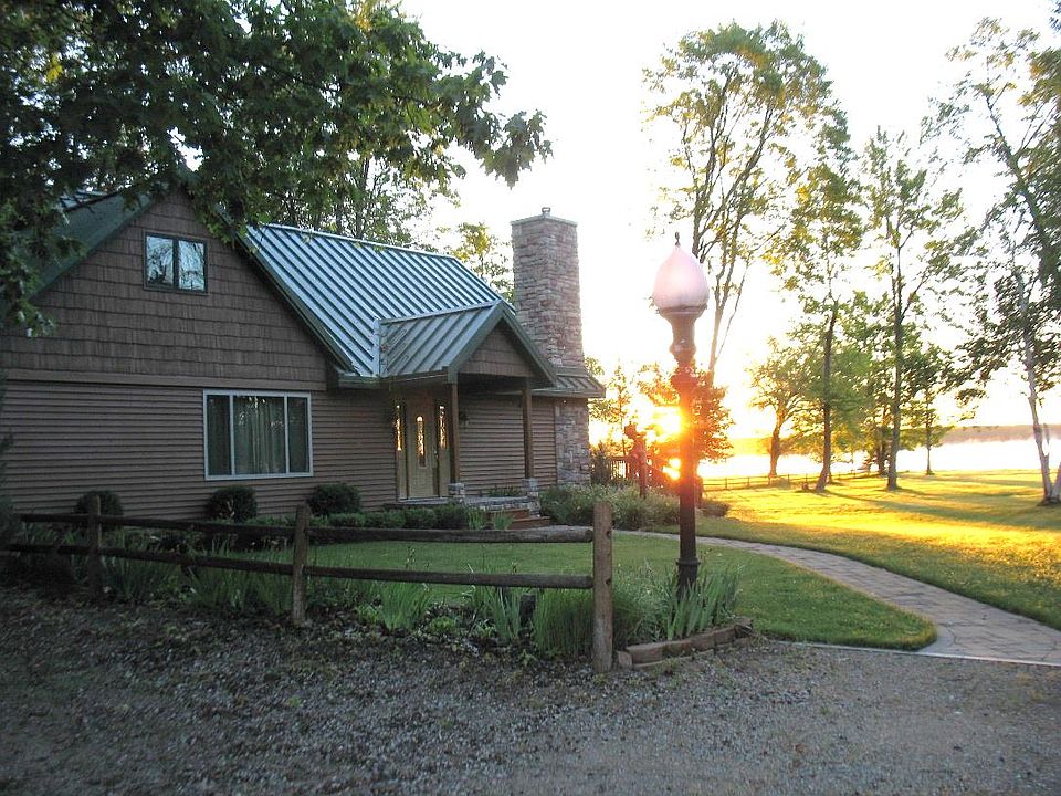 1st image of 10856 Puryear Dr