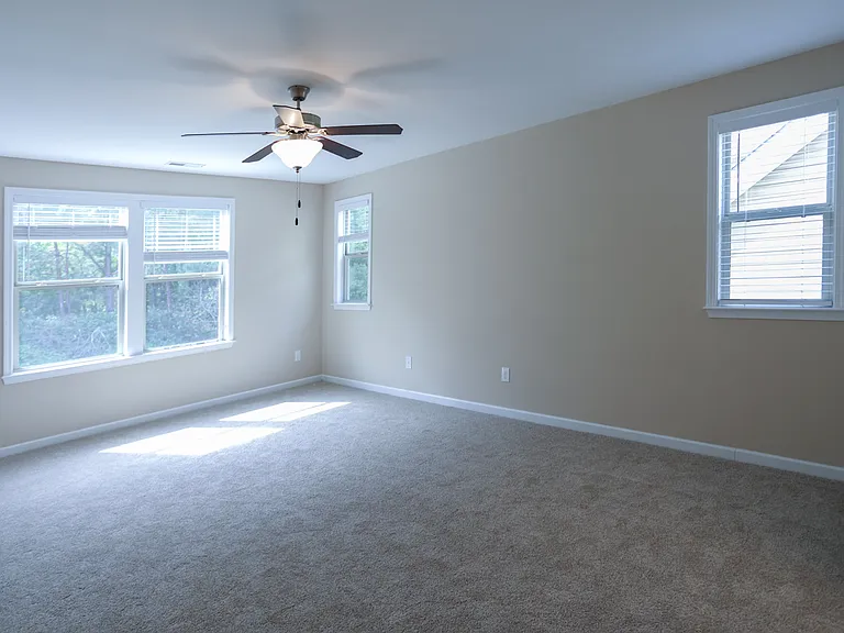 336 Duchart Ln — Photo 7