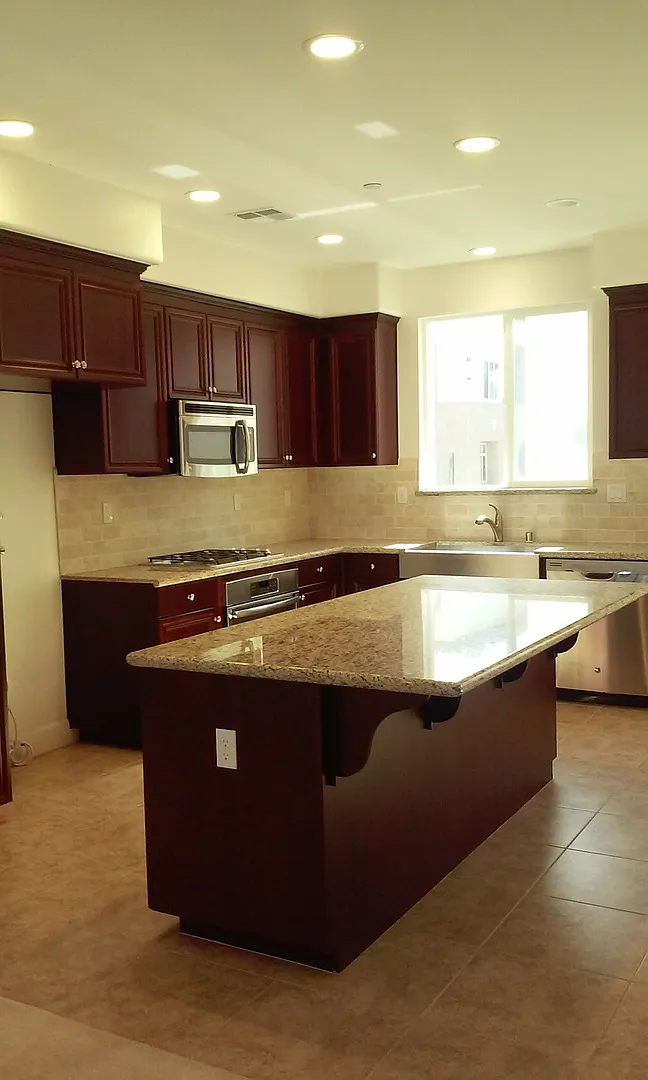 Prime Dublin Location, Great for Commuters & Roommates! 4 Bed, 3 Bath, Near Shopping, close to Ba... — Photo 2