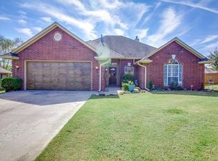 509 Hampton Ct, Ada, OK 74820