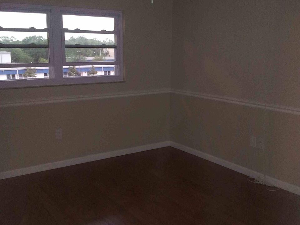 1st image of 5060 76th Ave N APT 412