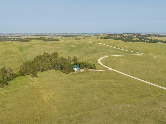 5th image of 400 Egan Rd