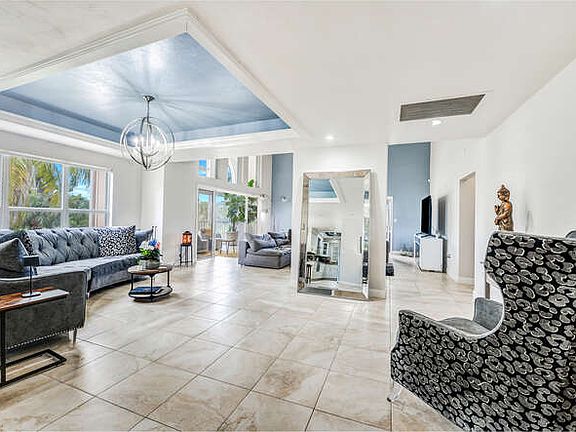 2nd image of 4402 Yacht Harbor Dr #111