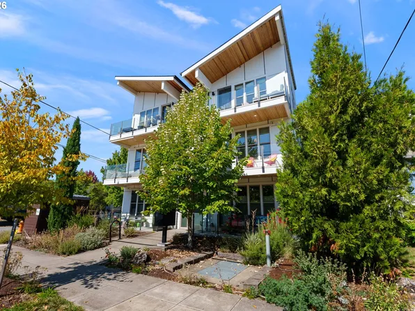 325 N Emerson St Unit D, Portland, OR 97217