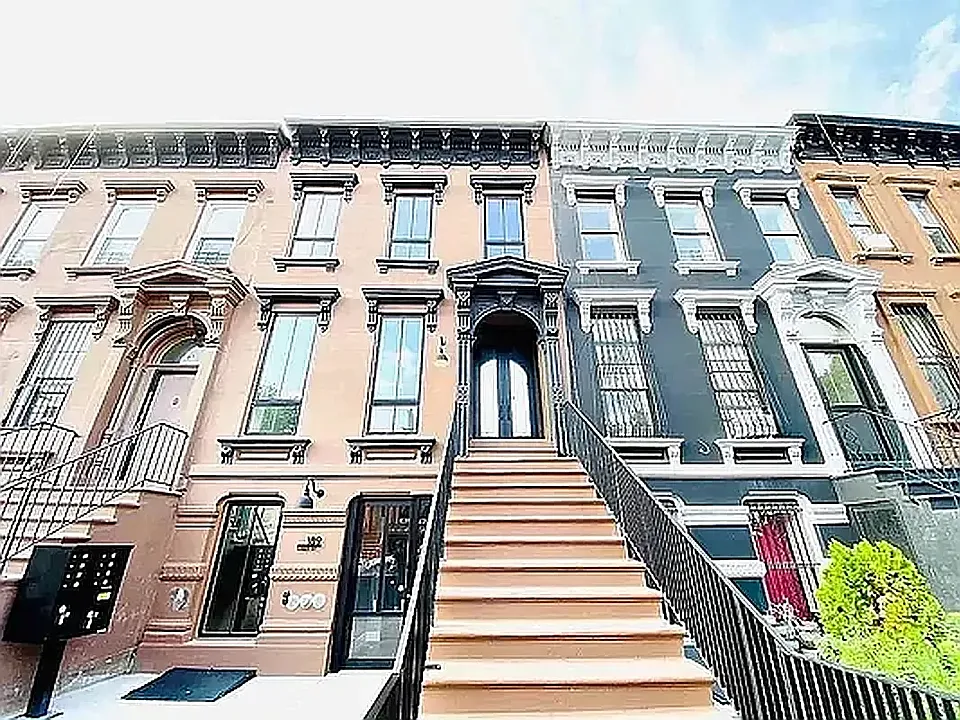 189 Hart St #2A