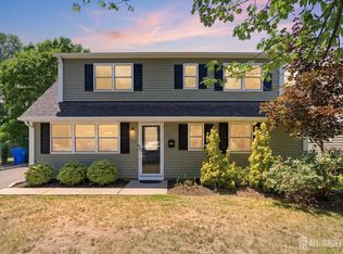 110 W Francis St, Iselin, NJ 08830
