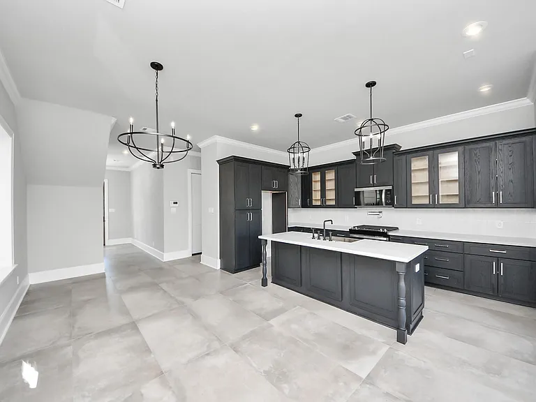 6322 Milwee St #B — Photo 8