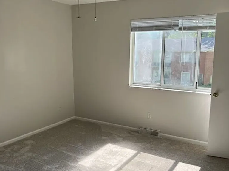 1727 Garden Ln #1733 — Photo 3