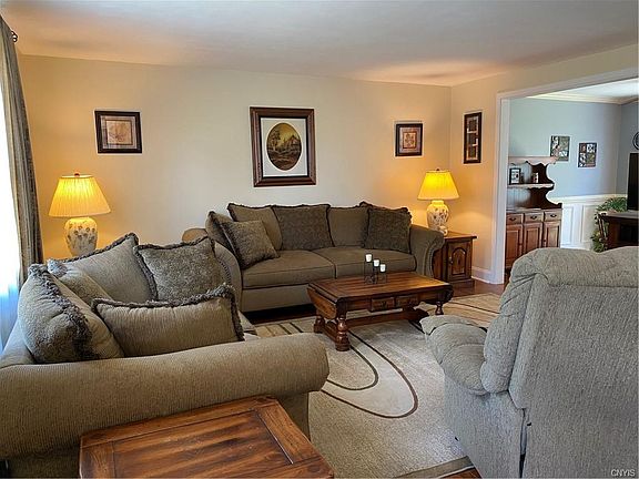 4th image of 8192 Mantova Dr