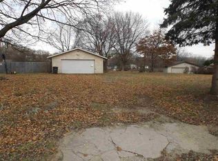 1638 Elizabeth St, Elkhart, IN 46516