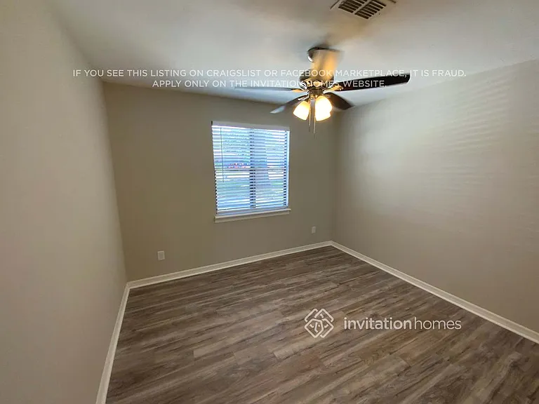 4084 E Briarforest Rd — Photo 8