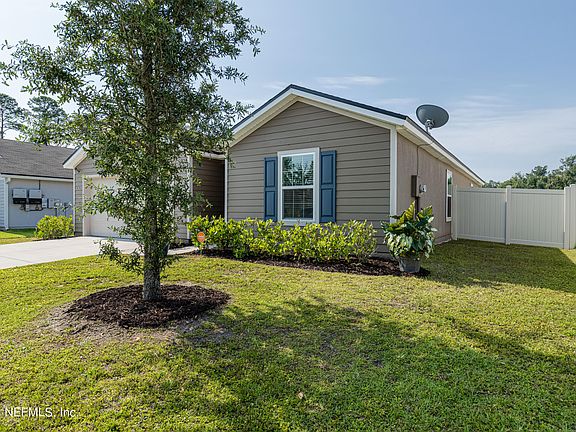 2nd image of 476 HARLEY Drive