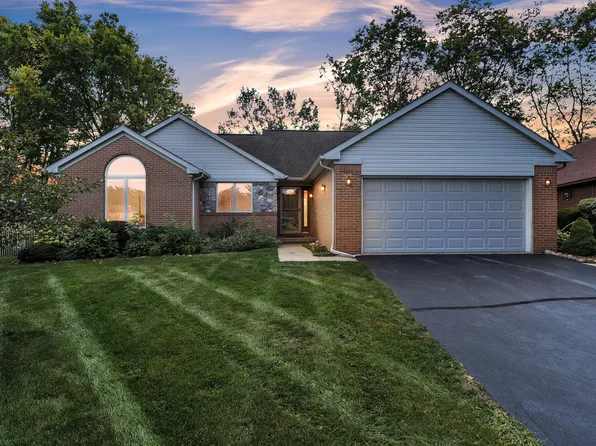 1092 Grove Rd, Ypsilanti, MI 48198
