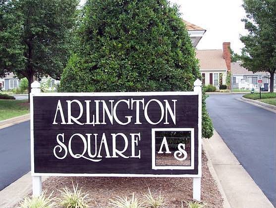 1st image of 142 Arlington Sq
