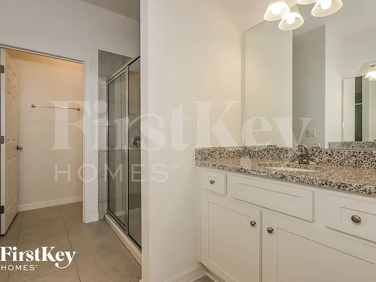 523 Crown Rose Dr — Photo 9
