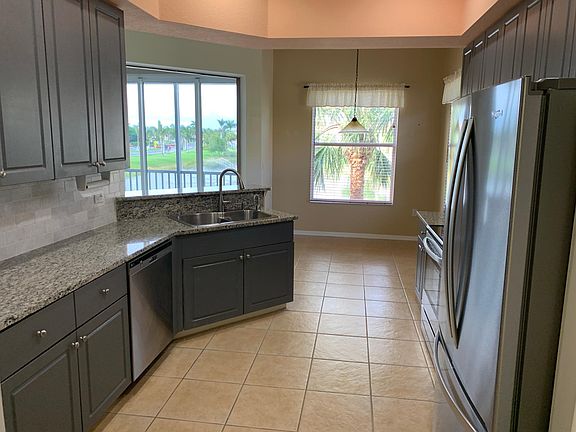 4th image of 9205 Belleza Way APT 203