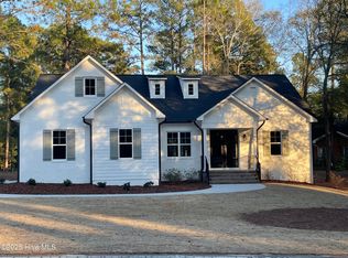 50 Saint Andrews Dr, Pinehurst, NC 28374