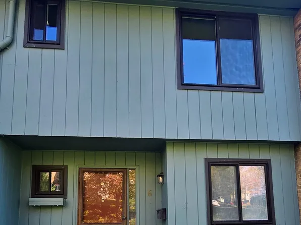 6 Juniper Hill Court #6, Cromwell, CT 06416