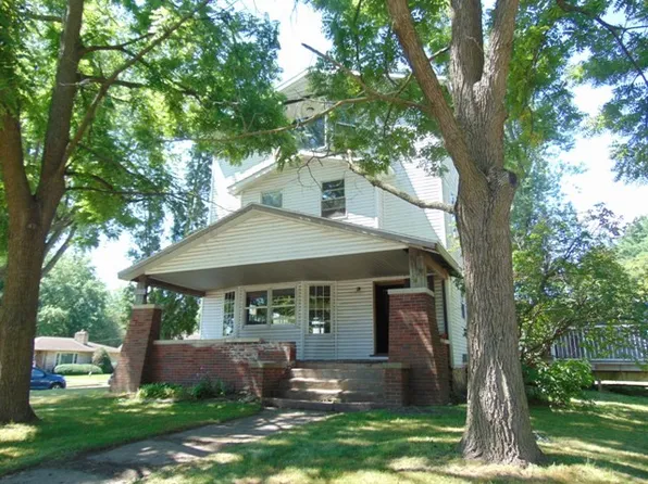 203 N Weber Ave, Stratford, WI 54484