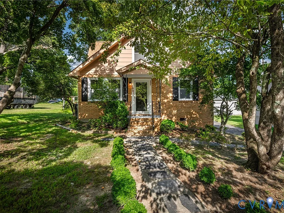 1901 Dinwiddie Ave