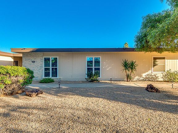01-Palm Ridge_Front View_1_