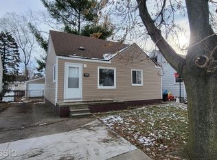 26620 Lorenz St, Madison Heights, MI