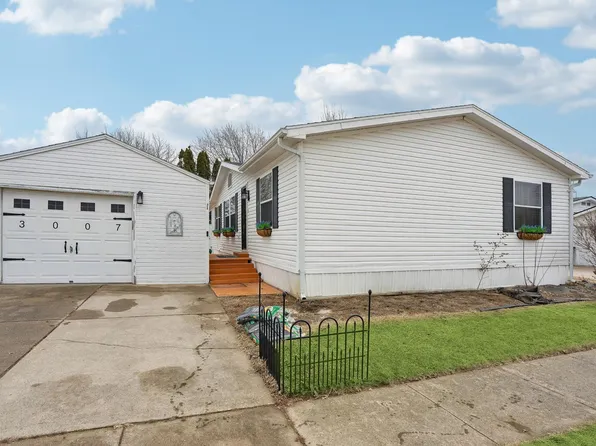 3007 SE Victory Dr, Grimes, IA 50111