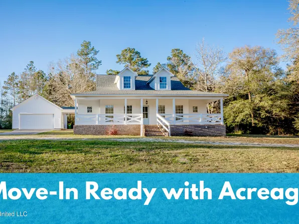 2408 River Bluffs Dr, Vancleave, MS 39565
