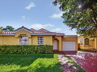 15754 SW 112th Ln, Miami, FL 33196