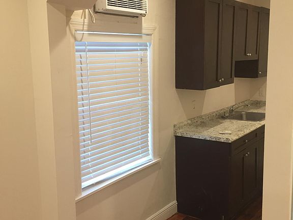 4th image of 1309 SE 1st St #2