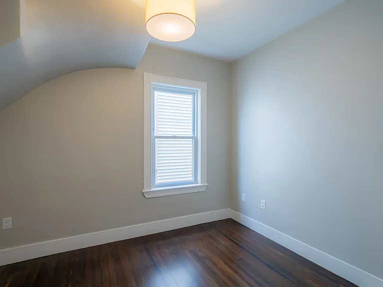 101 Draper St #1 — Photo 11