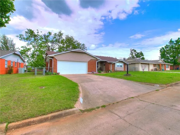 4105 N Chapman, Shawnee, OK 74804