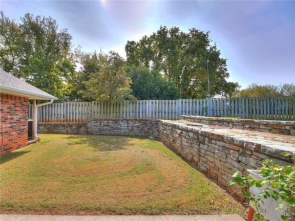 Nice rock retaining wall