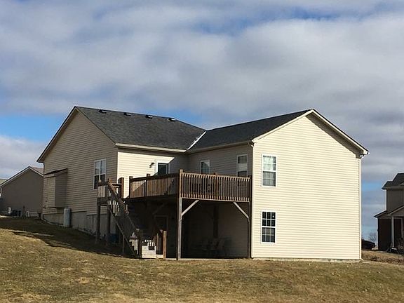 2nd image of 656 Jennifer Dr