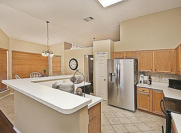 5th image of 9808 Carmel Valley Dr