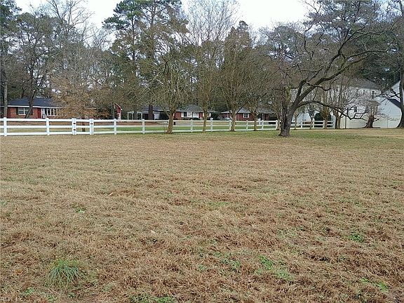 3rd image of 3304 Carney Farm Ln