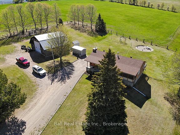 3rd image of 159 Whytes Rd
