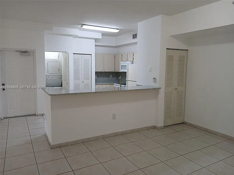 7230 NW 114th Ave #103 — Photo 7