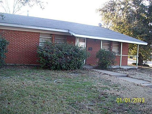 5400 Wales: Corner lot at Wales Dr & Trail Lake Drive.