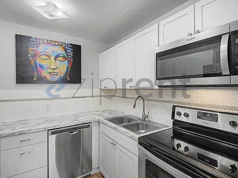 1409 Lake Ave #6 — Photo 11