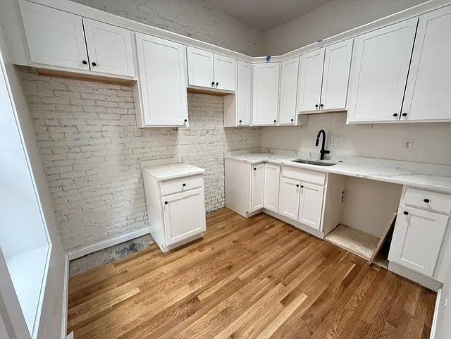 29 Salutation St #3 — Photo 2