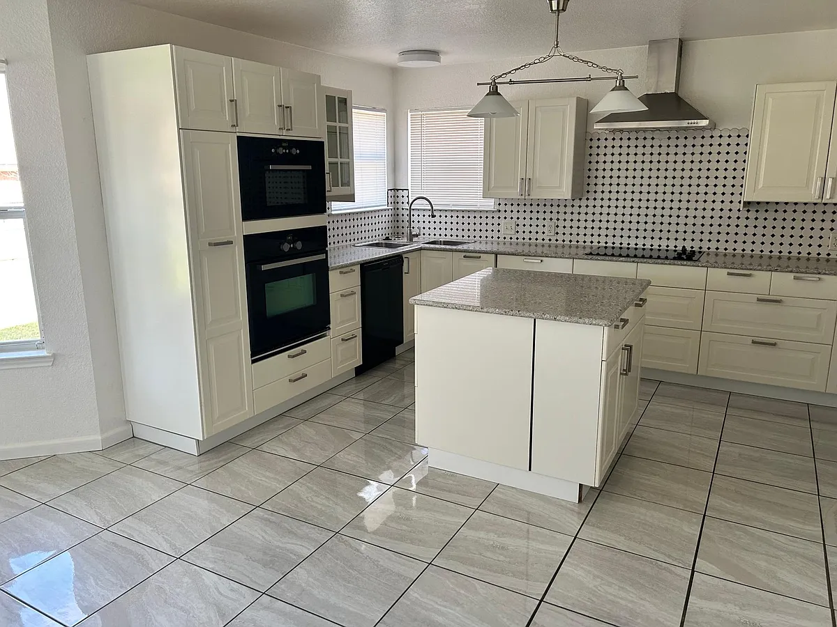 Building Photo - 4501 Alleeta Dr