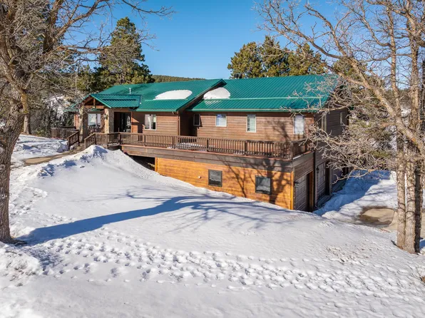 20781 Mountain Ct, Sturgis, SD 57785