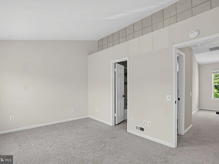14711 Green Park Way — Photo 11