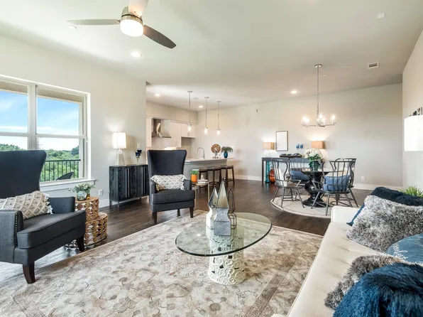 770 N Plano Rd #303, Richardson, TX 75081