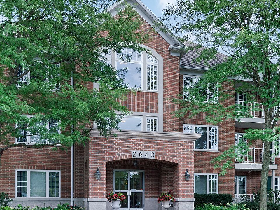 1st image of 2640 Summit Dr Unit 106