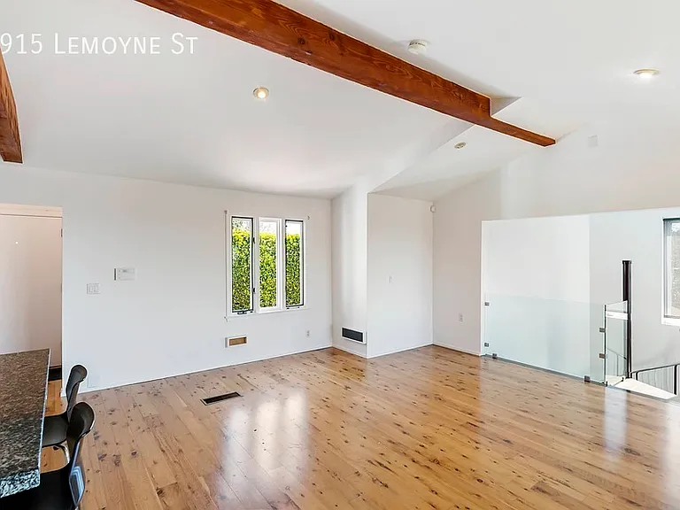 1915 Lemoyne St — Photo 8